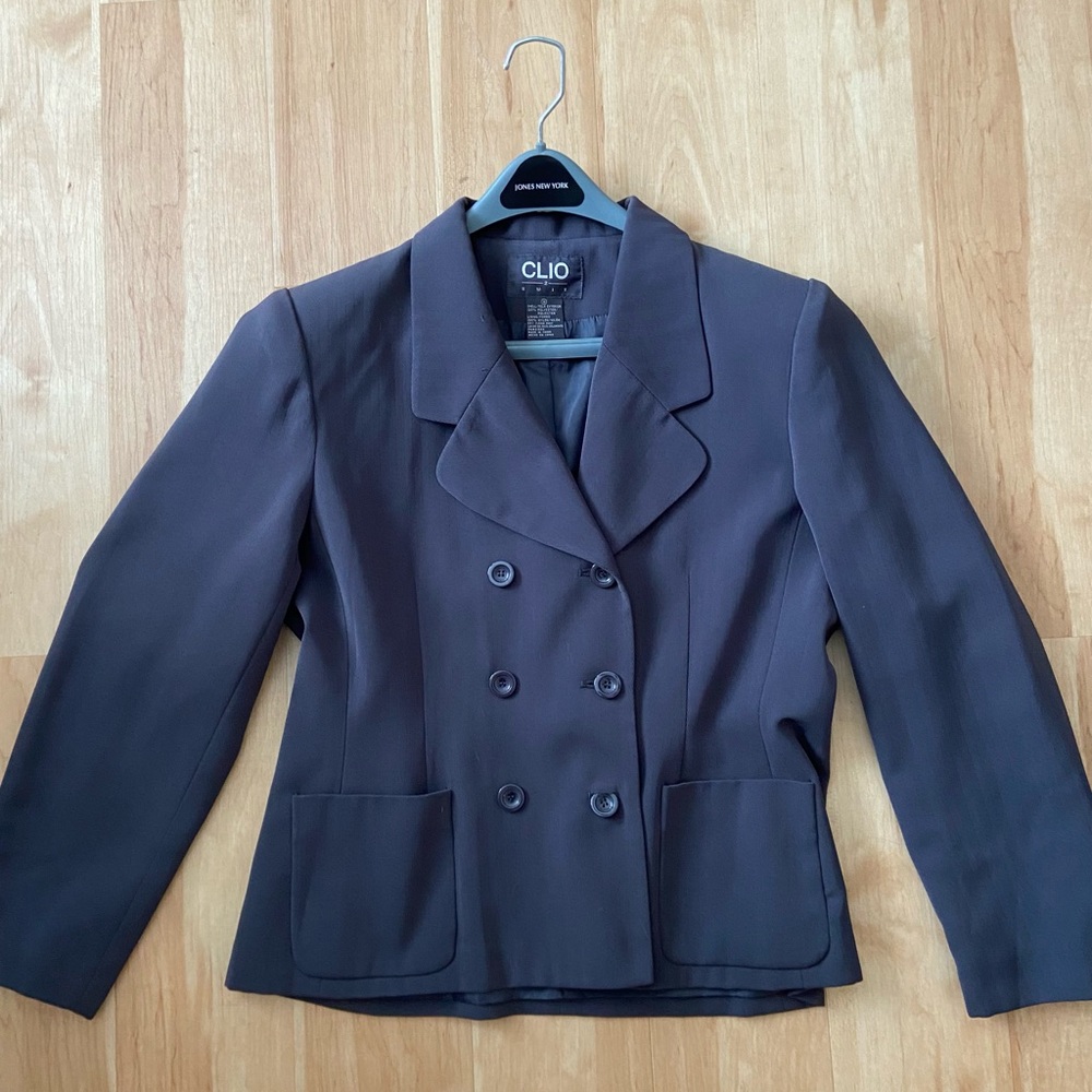 2-piece Clio Skirt Suit